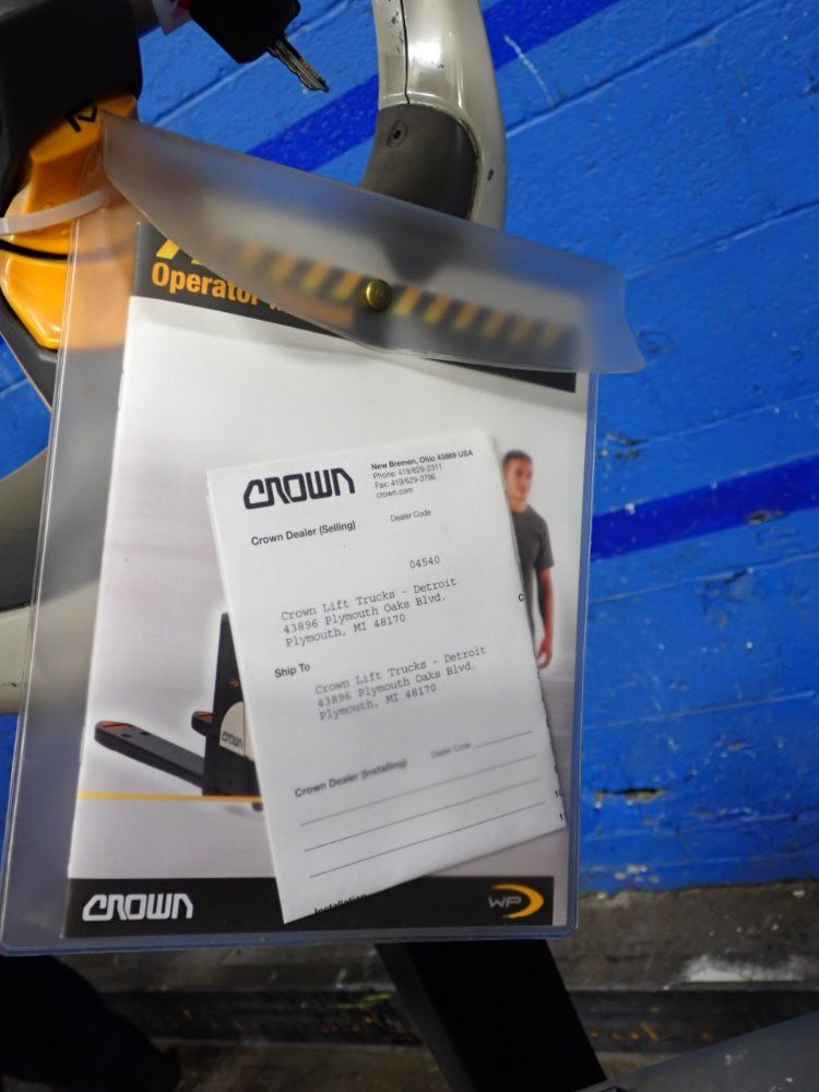 Crown Electric Pallet Jack