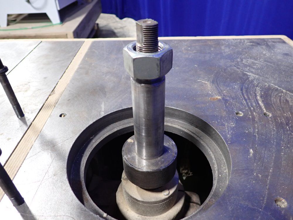 Besco 30" X 32" Table Wood Spindle Router - Jy-305p