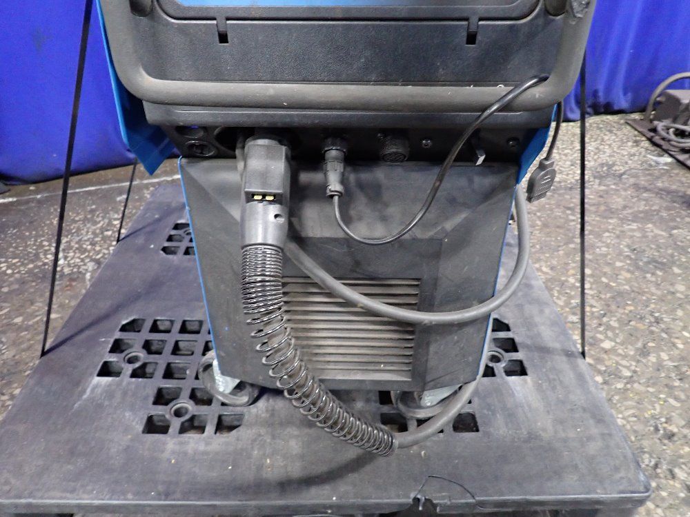 Miller 350 Amps Welder - Millermatic 350p