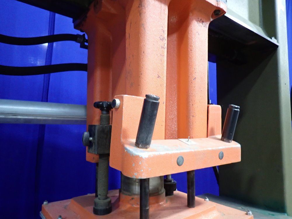 Atom Traveling Head Press - Hsp 588/3