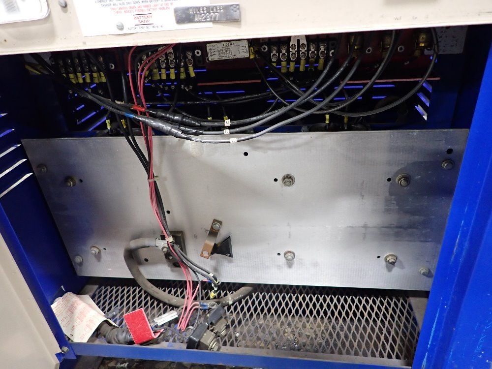 Chloride 880 Ah Battery Charger - 18p0880m3d