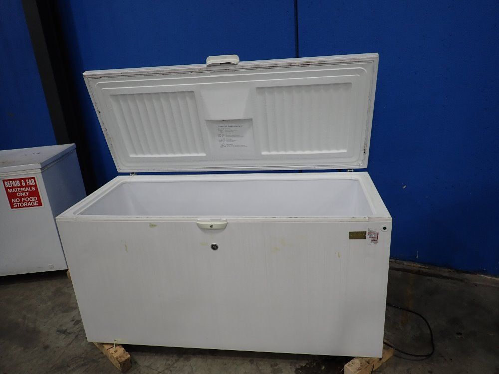General Electric 60"lx22"wx29"h (interior) Household Freezer - Fcm22dhww