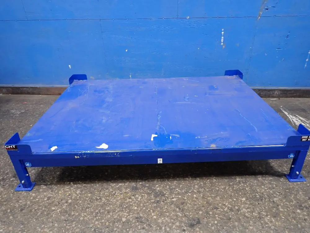 Knight 72" X 100" Stand