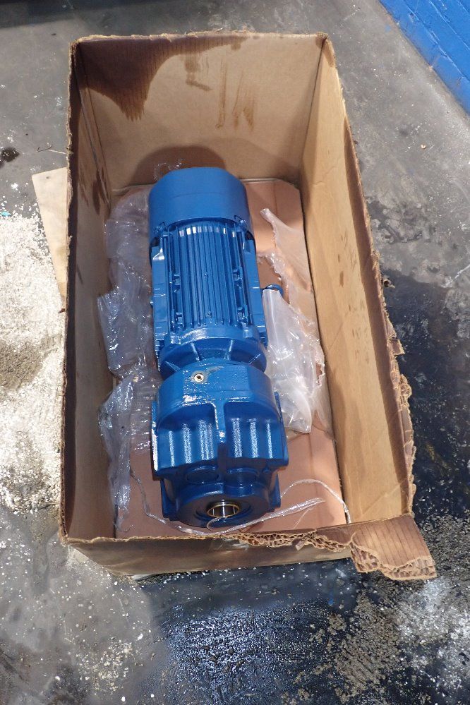 Sew Euro-drive 3 Hp Gear Drive - Ft571gdcn100lm4/be5hrisuth