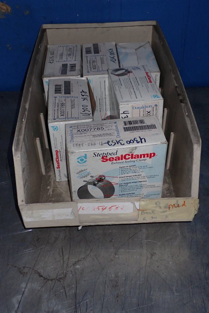 Donaldson 5" Sealing Clamp - V07785