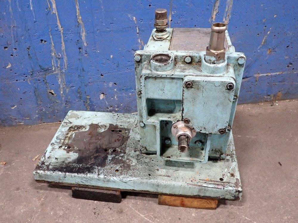 Welch Vacuum Pump