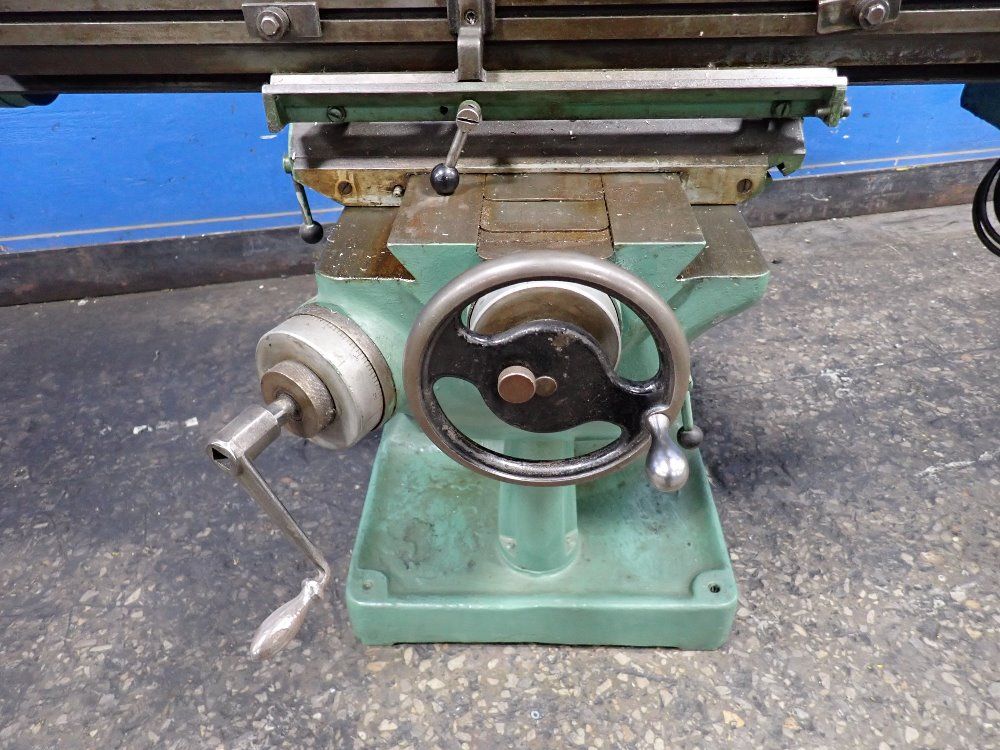 Cincinnati 10" X 42" Vertical Mill - V