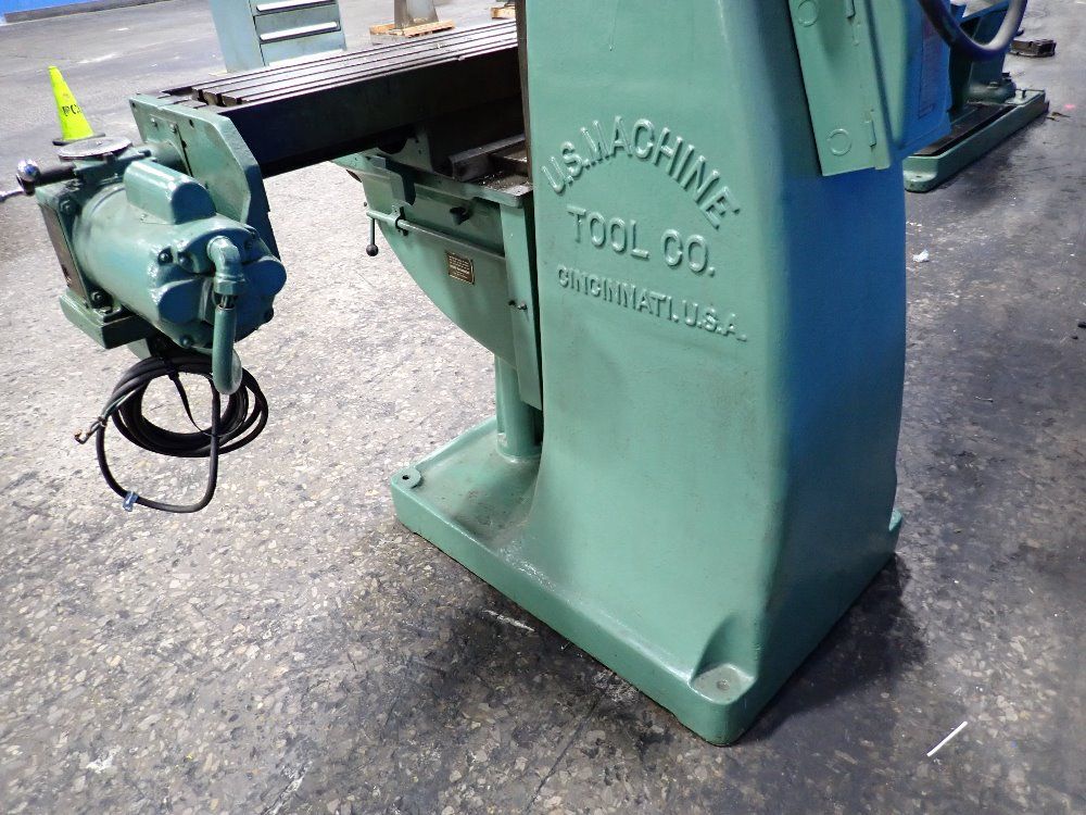 Cincinnati 10" X 42" Vertical Mill - V