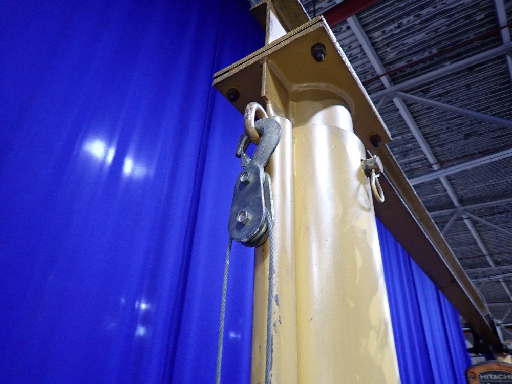 Contrx 2 Tons Gantry Crane - Gct2-8