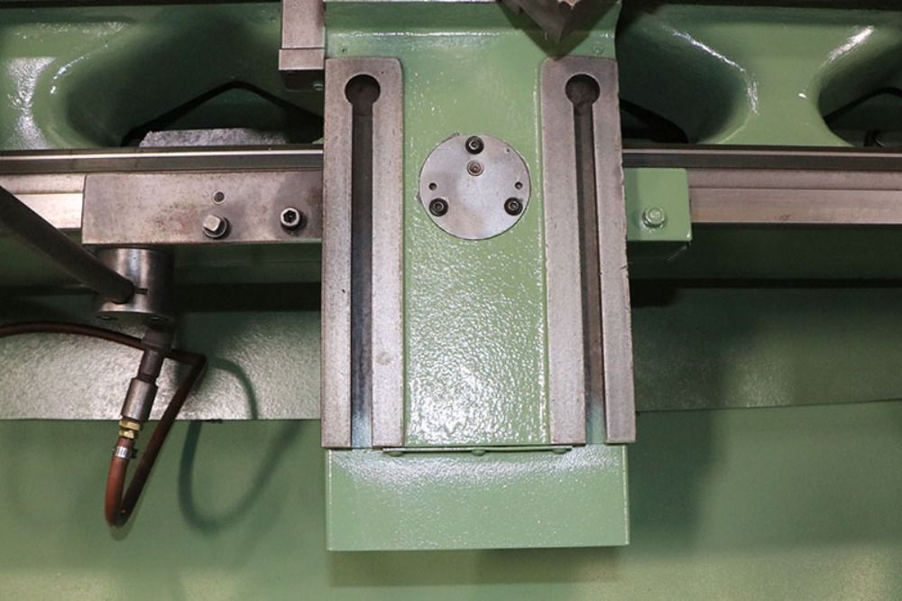 Nardini 17" / 24" X 60" Gap Bed Lathe - Nodus 1760e