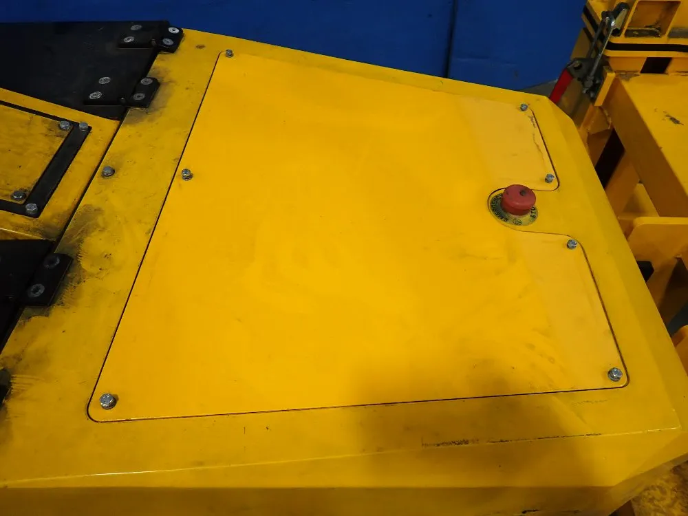 Master Mover 66,100# Electric Tugger - Ps3000-1mm-201008-000027