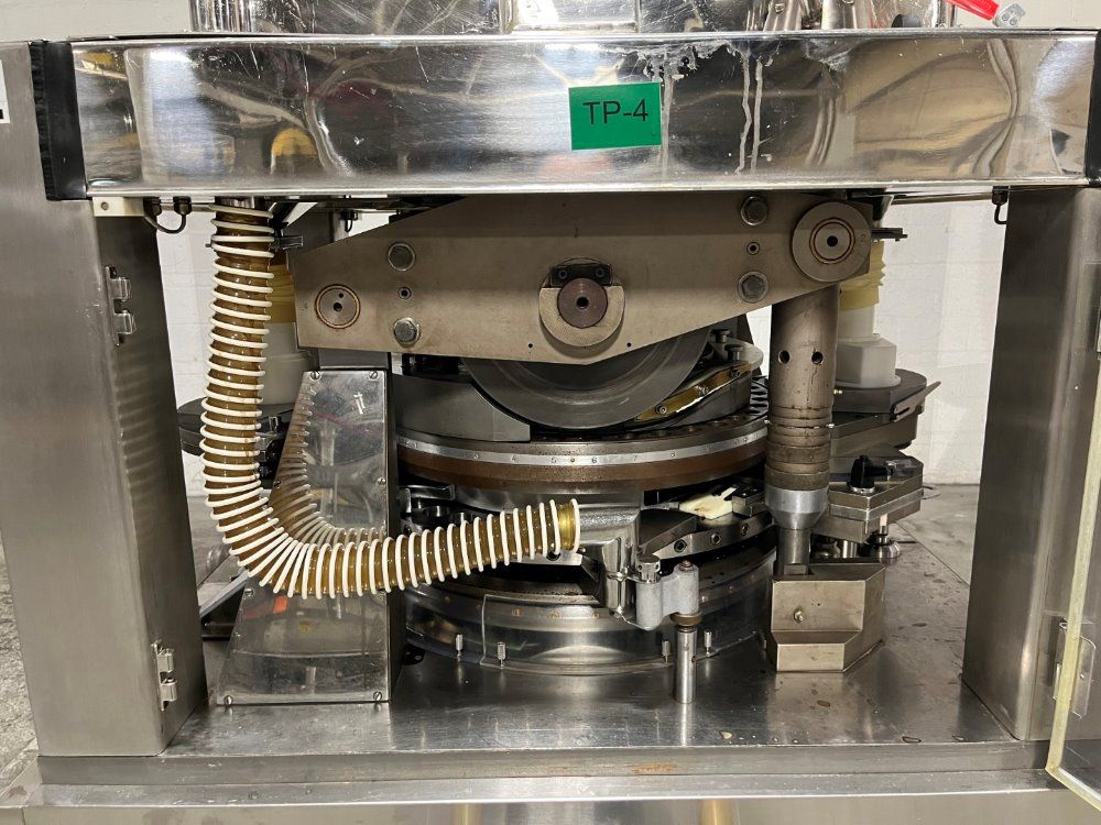 Manesty Tablet Press