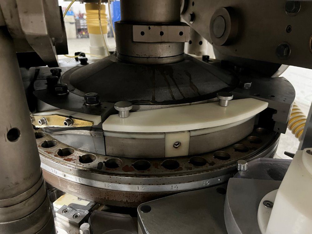 Manesty Tablet Press