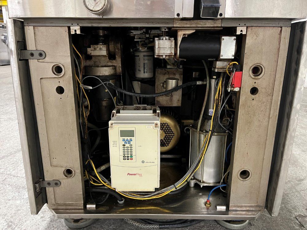 Manesty Tablet Press