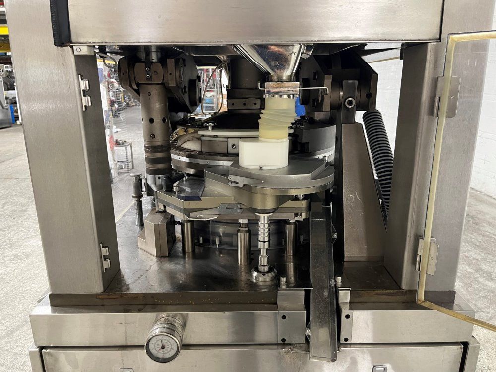 Manesty Tablet Press