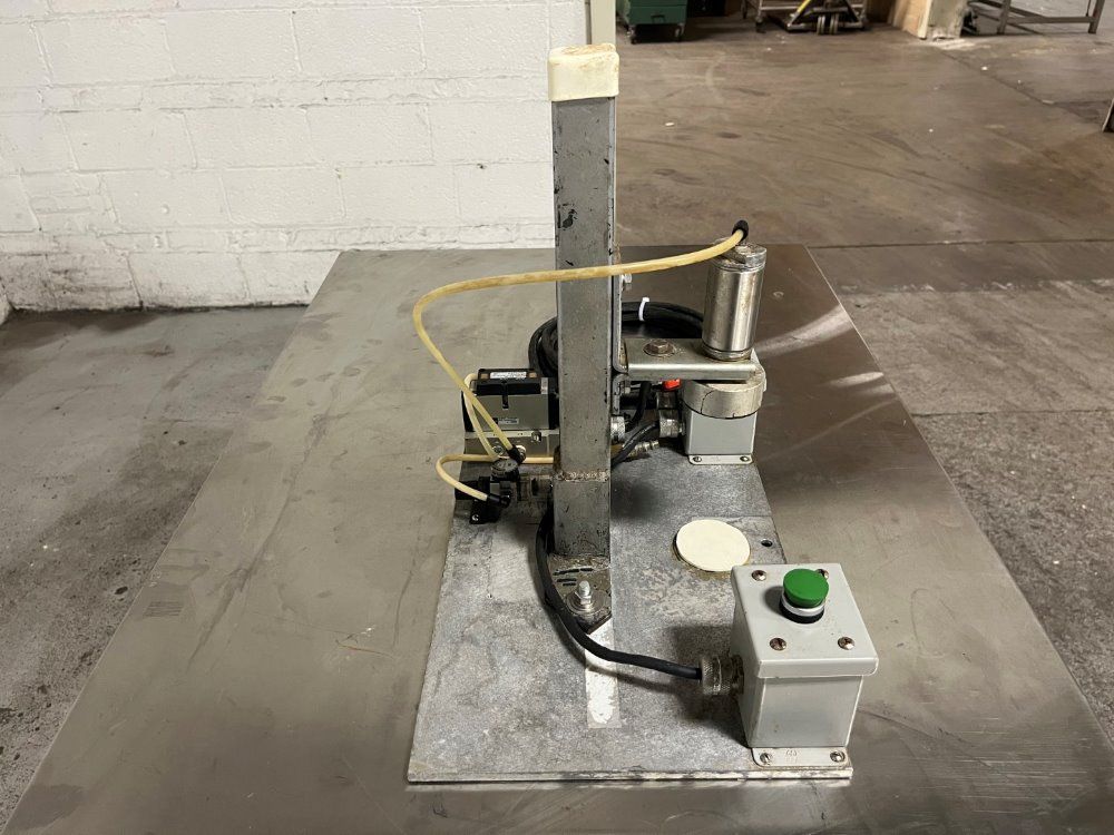 Pneumatic Cap Torquer