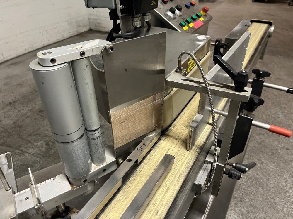 Labelstar Wrap Around Labeler