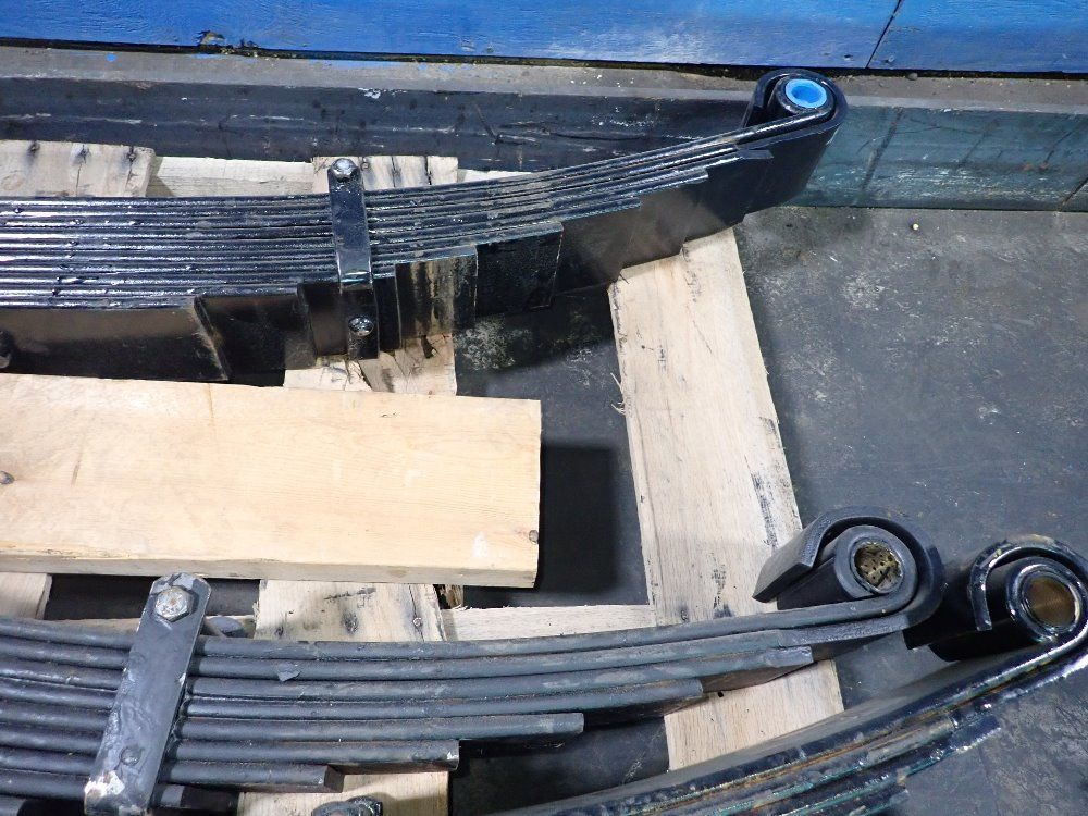 Cummins Leaf Springs - 90022880