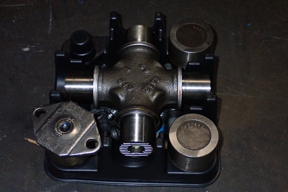 Spicer Train Component Kit - 5-675x