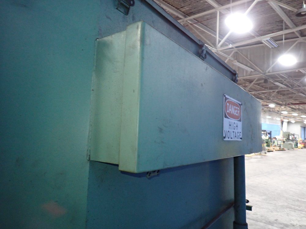 Denton Oven