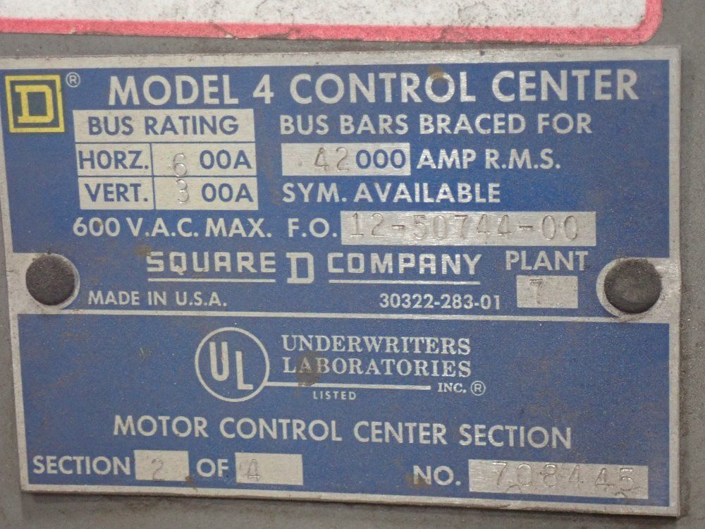 Square D. Horz 600a/vert 300a Electrical Control Center - Model 4