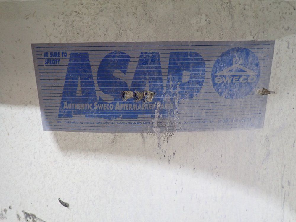 Sweco 44" Vibratory Finsher