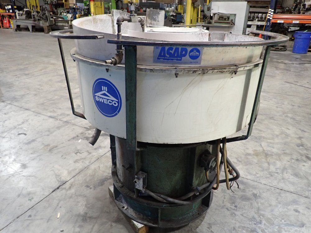 Sweco 44" Vibratory Finsher
