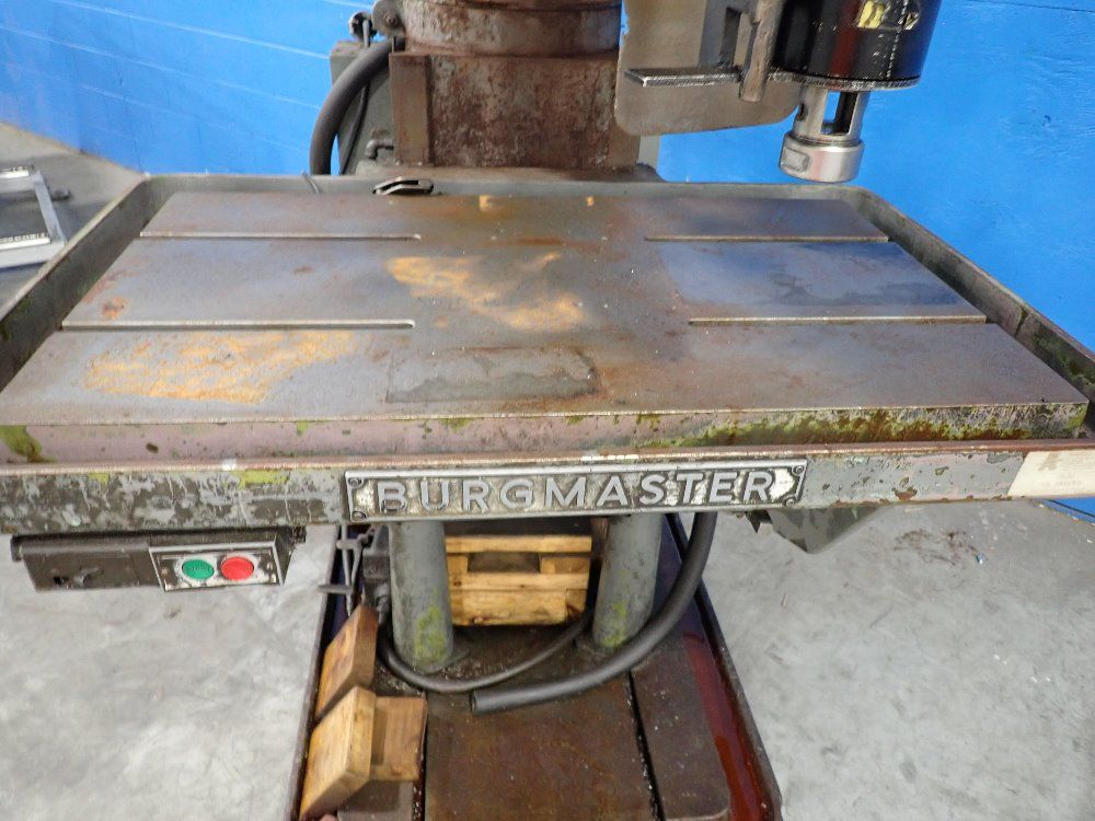 Burgmaster 40" X 24" Turret Drill - 2br
