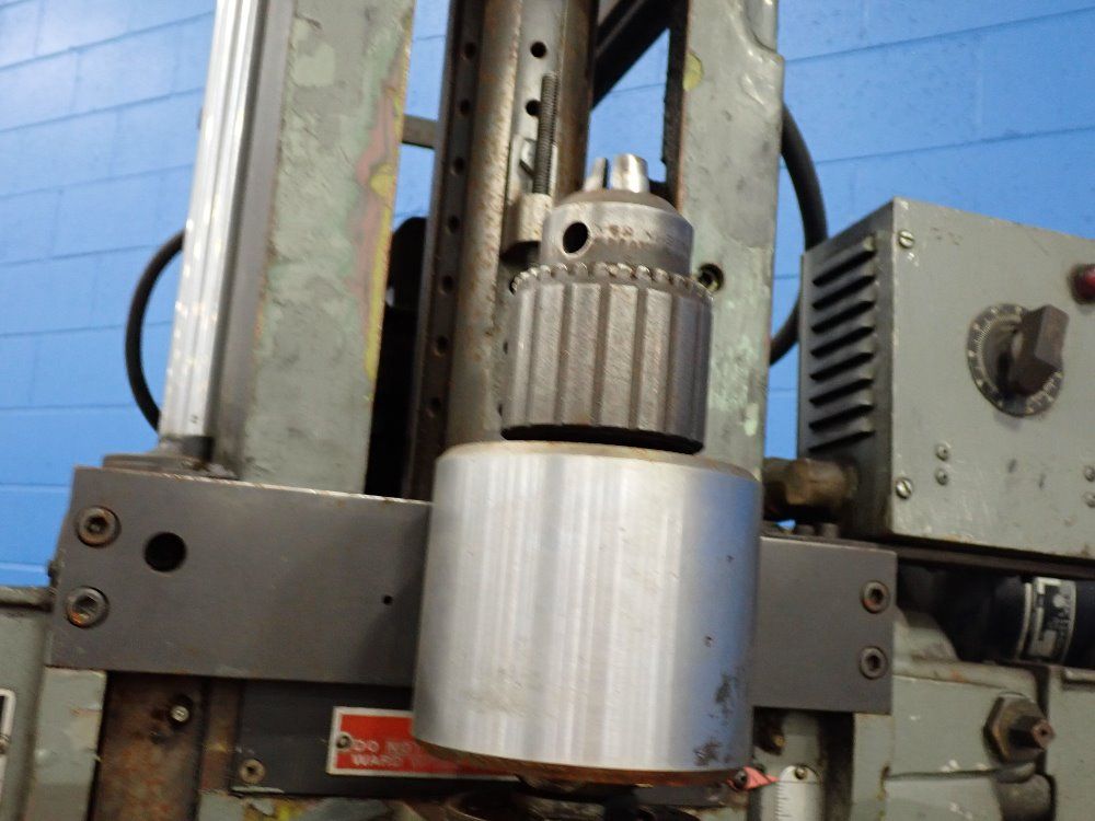 Burgmaster 40" X 24" Turret Drill - 2br