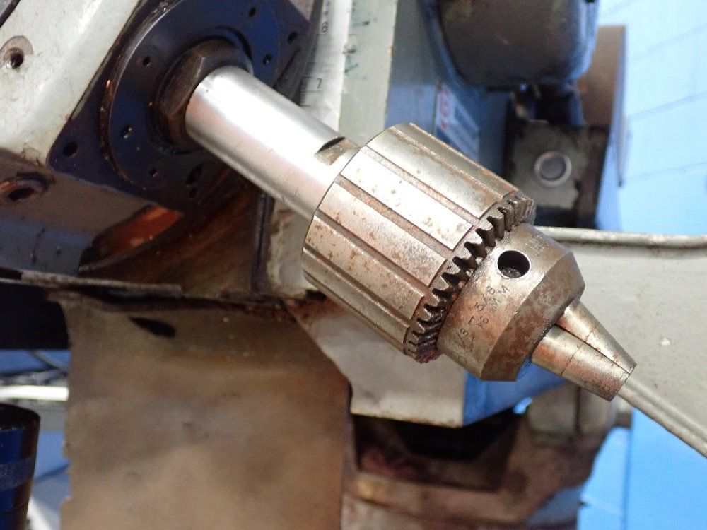 Burgmaster 40" X 24" Turret Drill - 2br