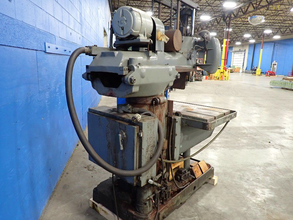 Burgmaster 40" X 24" Turret Drill - 2br