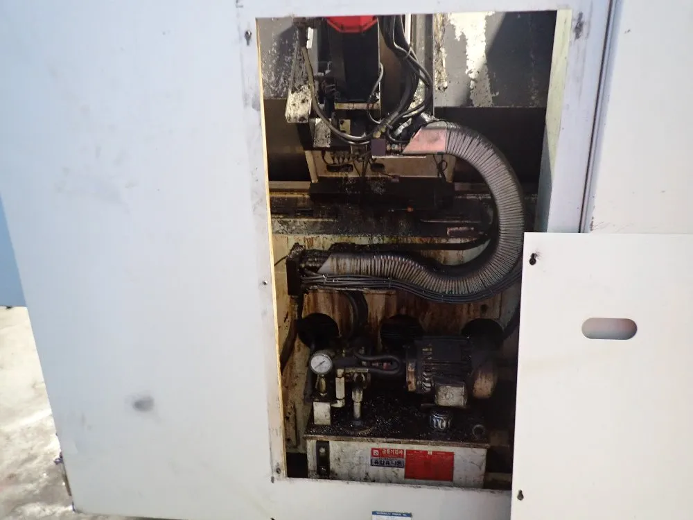 Daewoo 40 Kva Cnc Lathe W/chip Conveyor - Puma 10hc