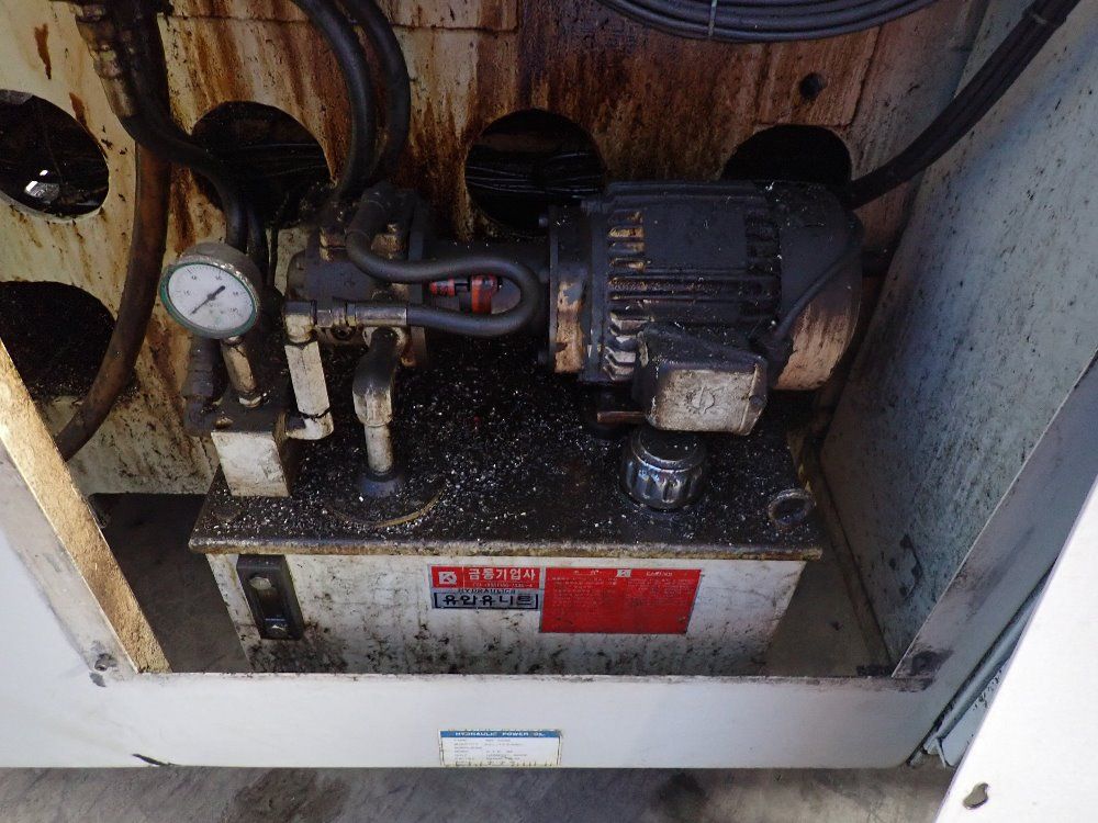 Daewoo 40 Kva Cnc Lathe W/chip Conveyor - Puma 10hc