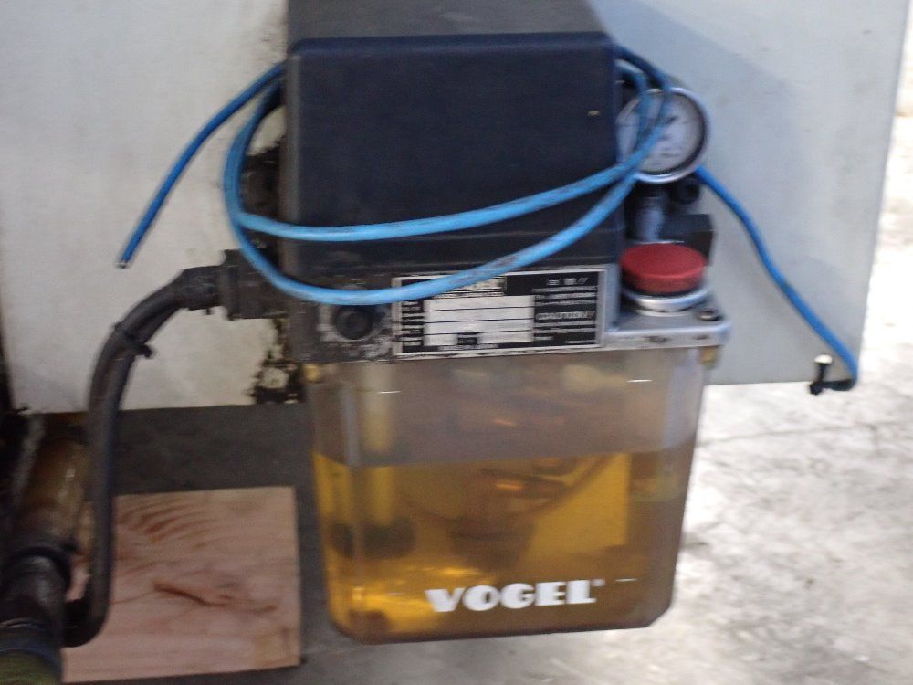 Daewoo 40 Kva Cnc Lathe W/chip Conveyor - Puma 10hc