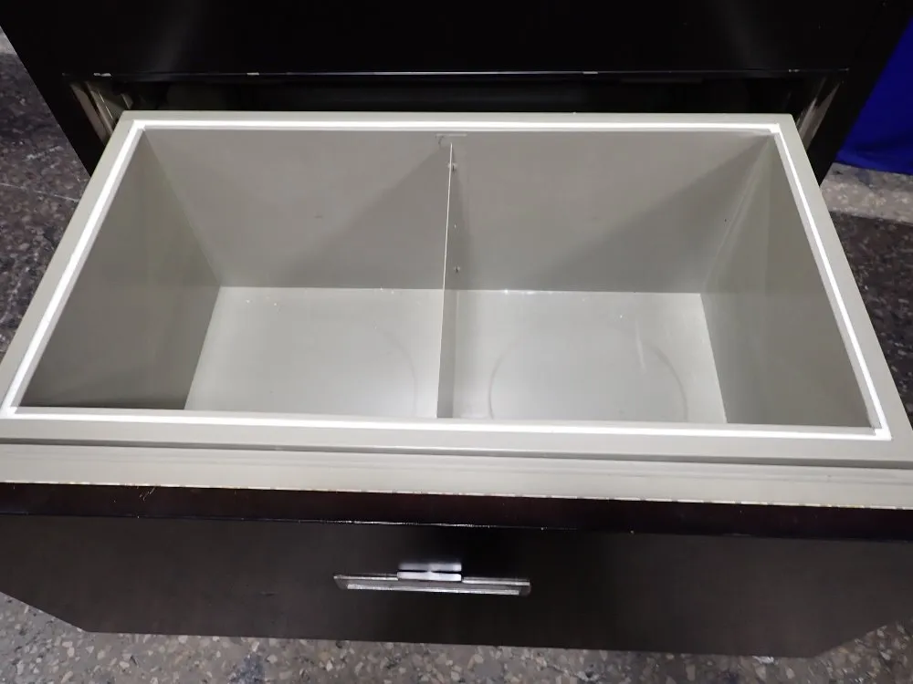 Shaw-walker 3 Drawers/16" X 30" X 12" Id Fire Proof Cabinet