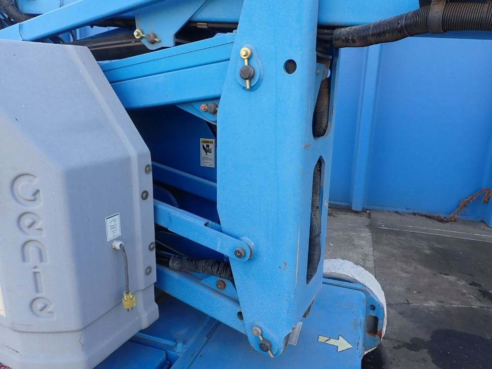 Genie Boom Lift