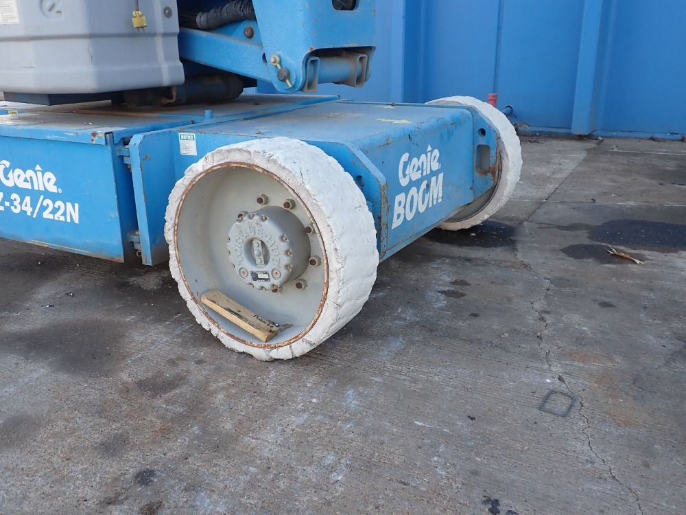 Genie Boom Lift