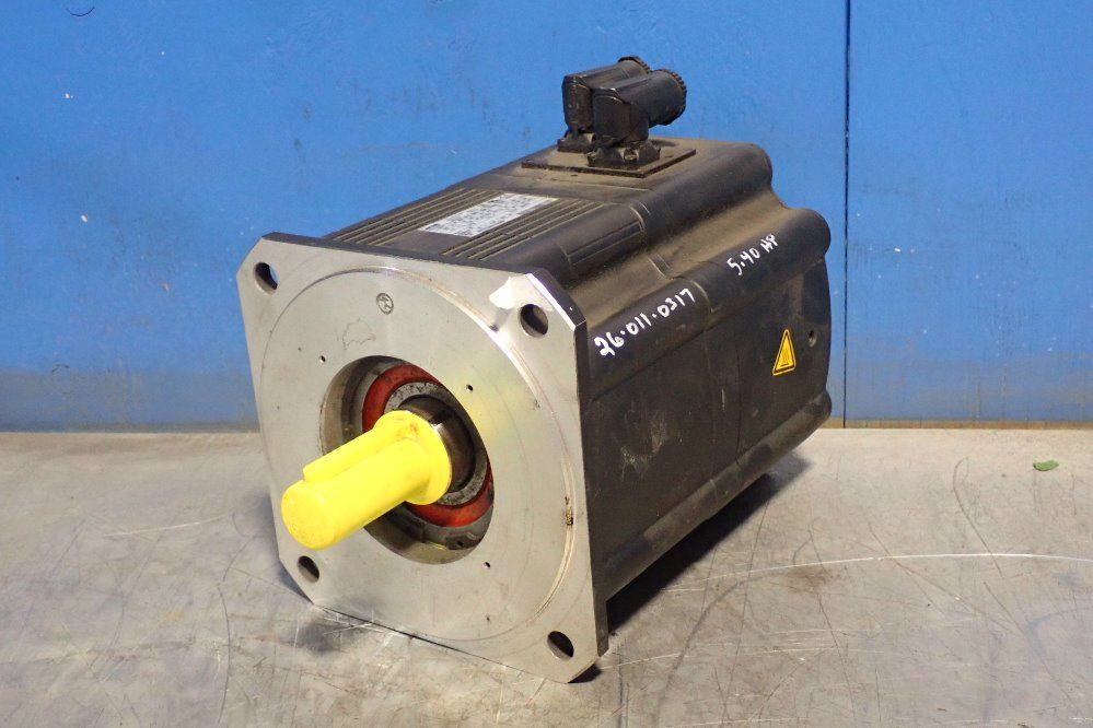 Lenze 5.4 Hp Servo Motor - Mcs19f14rs0p11b28nst