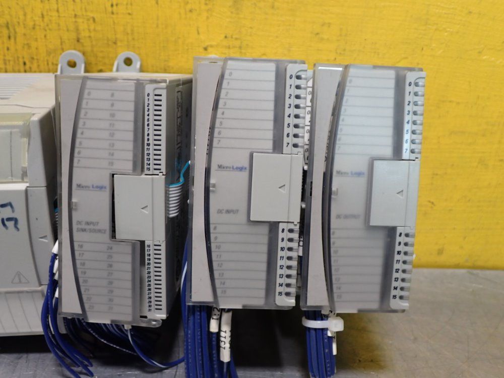 Allen-bradley Logix Controller With 3 Modules - 1766-l32bwa