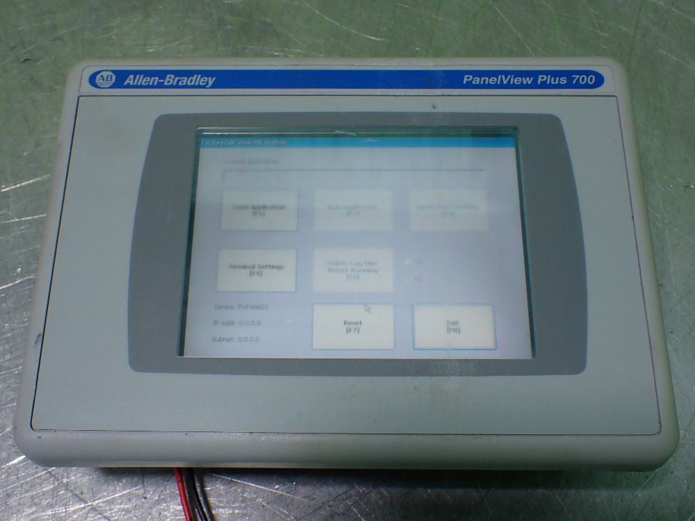 Allen-bradley 2711p-t7c4d8 Panelview Plus 700 Operator Panel. Powers On. - 2711p-t7c4d8