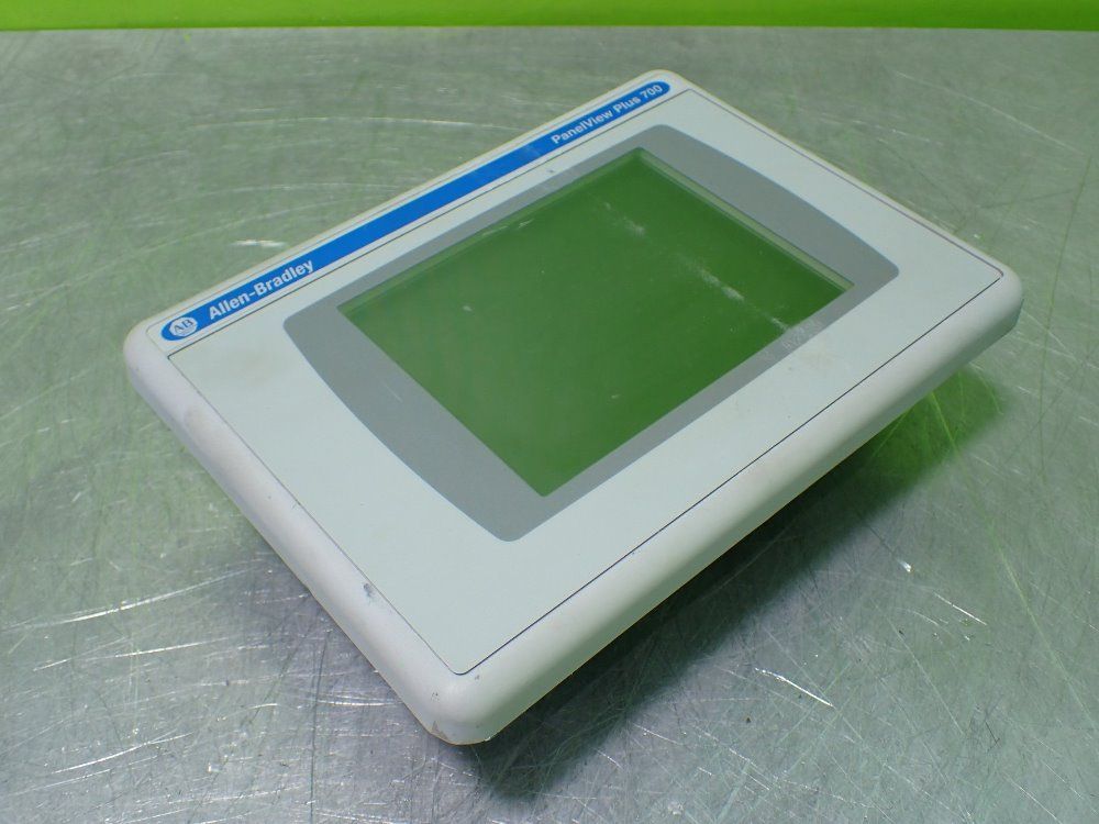 Allen-bradley 2711p-t7c4d8 Panelview Plus 700 Operator Panel. Powers On. - 2711p-t7c4d8