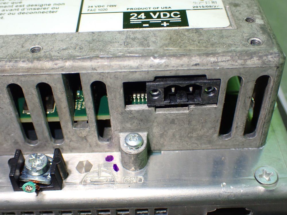 Allen-bradley 2711p-t7c4d8 Panelview Plus 700 Operator Panel. Powers On. - 2711p-t7c4d8