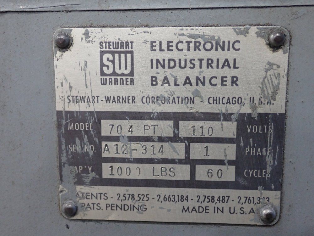 Stewart-warner Corp. 1000 Lbs. Electrical Industrial Balancer - 704pt