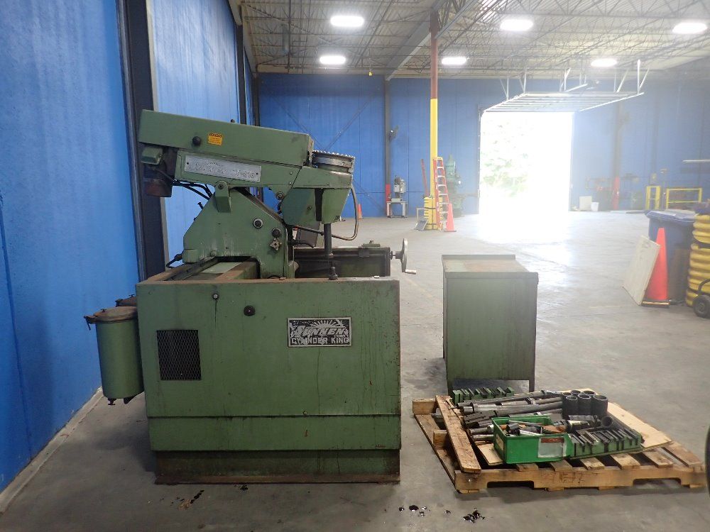 Sunnen Products Co Automatic Vertical Honing Machine