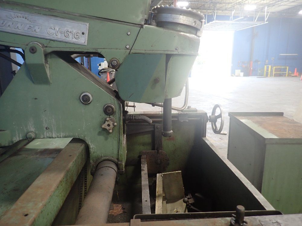 Sunnen Products Co Automatic Vertical Honing Machine