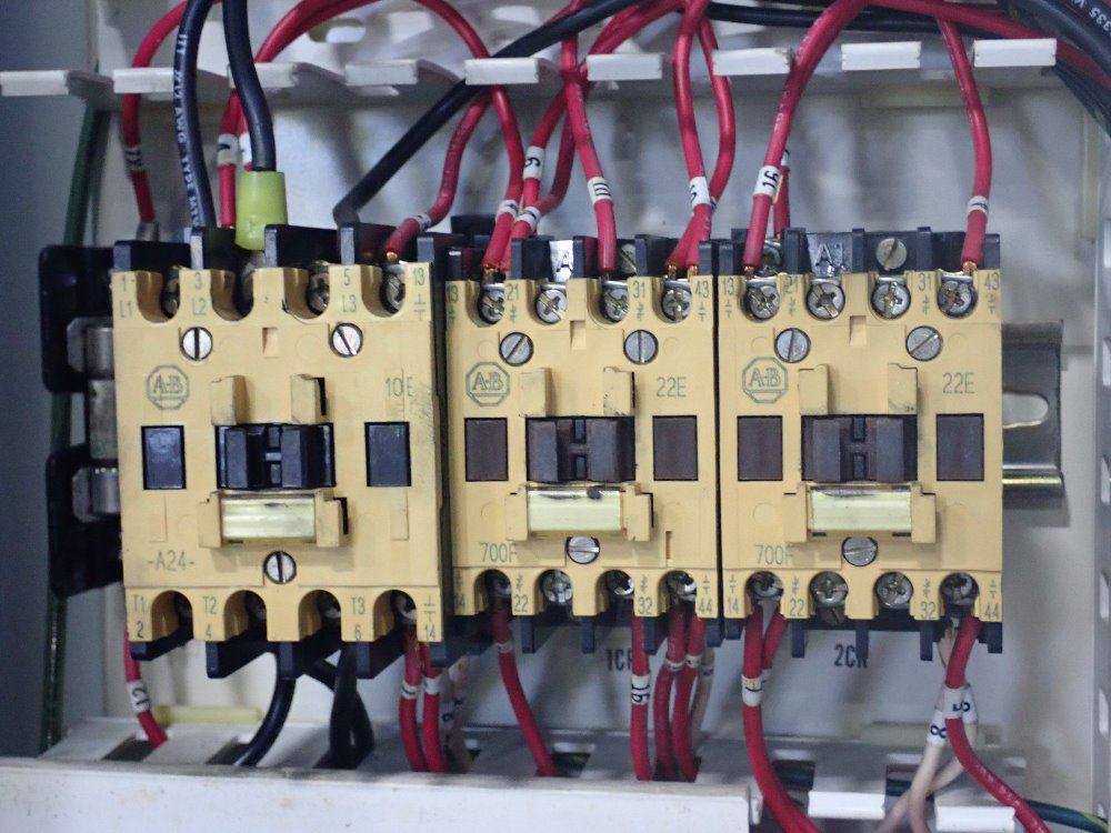 Sunnen Products Co Automatic Vertical Honing Machine