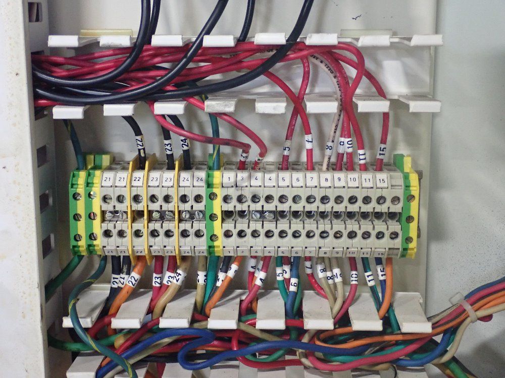 Sunnen Products Co Automatic Vertical Honing Machine