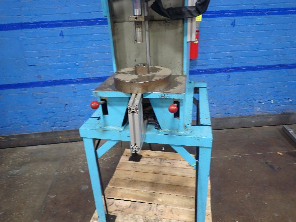 Hannifin 2 Tons Hydraulic Press - Fd-2-12-6-5-2-2-m