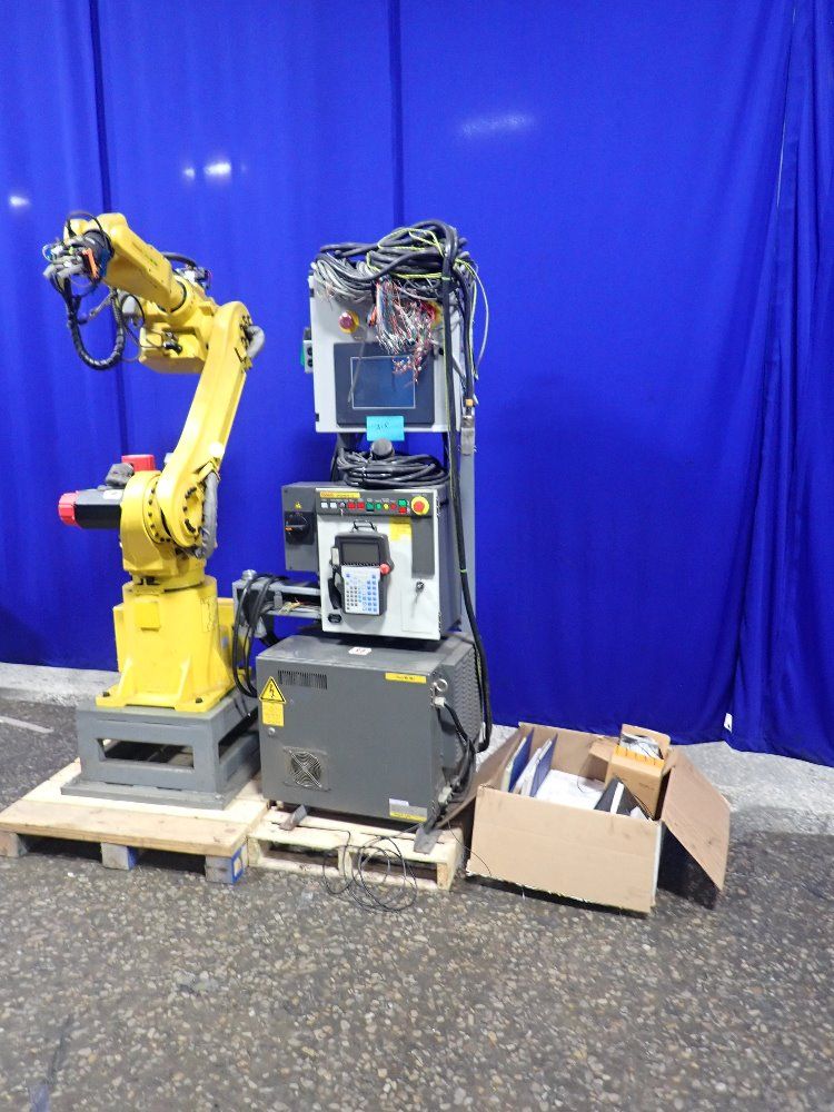 Fanuc Robot - M-16i