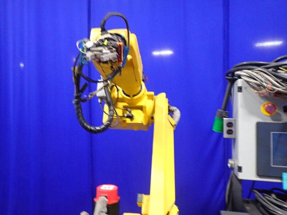Fanuc Robot - M-16i